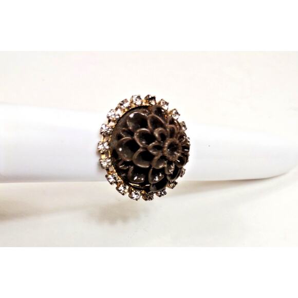 Vintage Large Rhinestone Floral Center Statement Ring Adjustable Size Silvertone - Picture 1 of 9